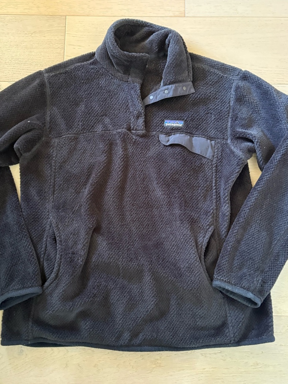 Patagonia Black Snap-T Fleece Pullover
